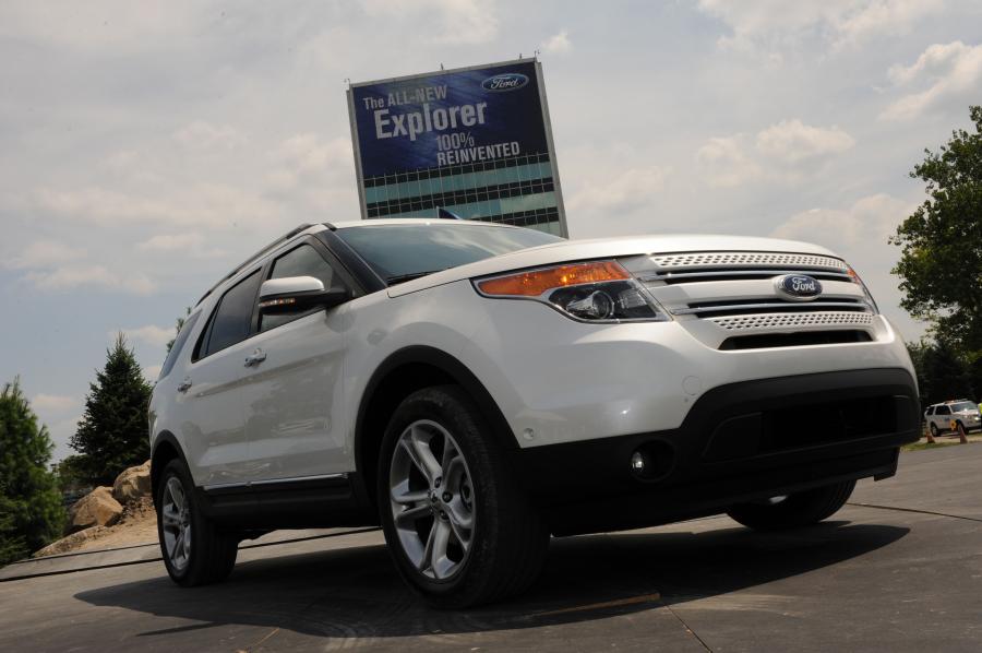  Ford Explorer 2011 года  (фото 139 из 174)
